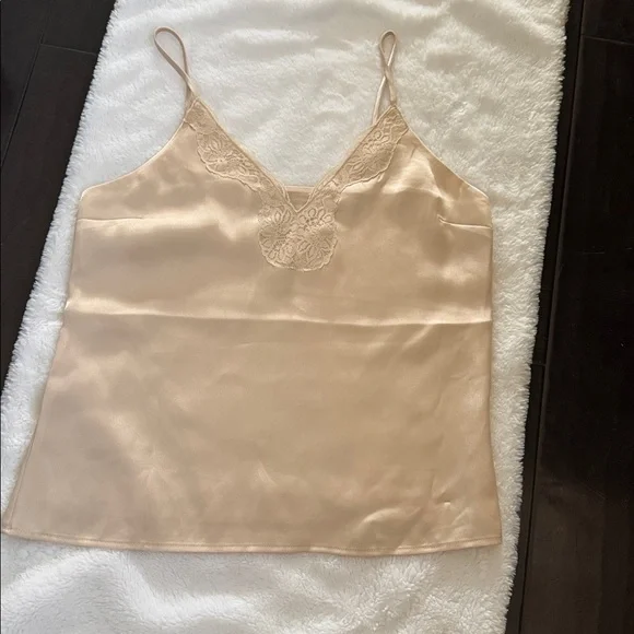 NWOT Express Cream Satin Lace V-Neck Cami Size XS - Picture 11 of 11
